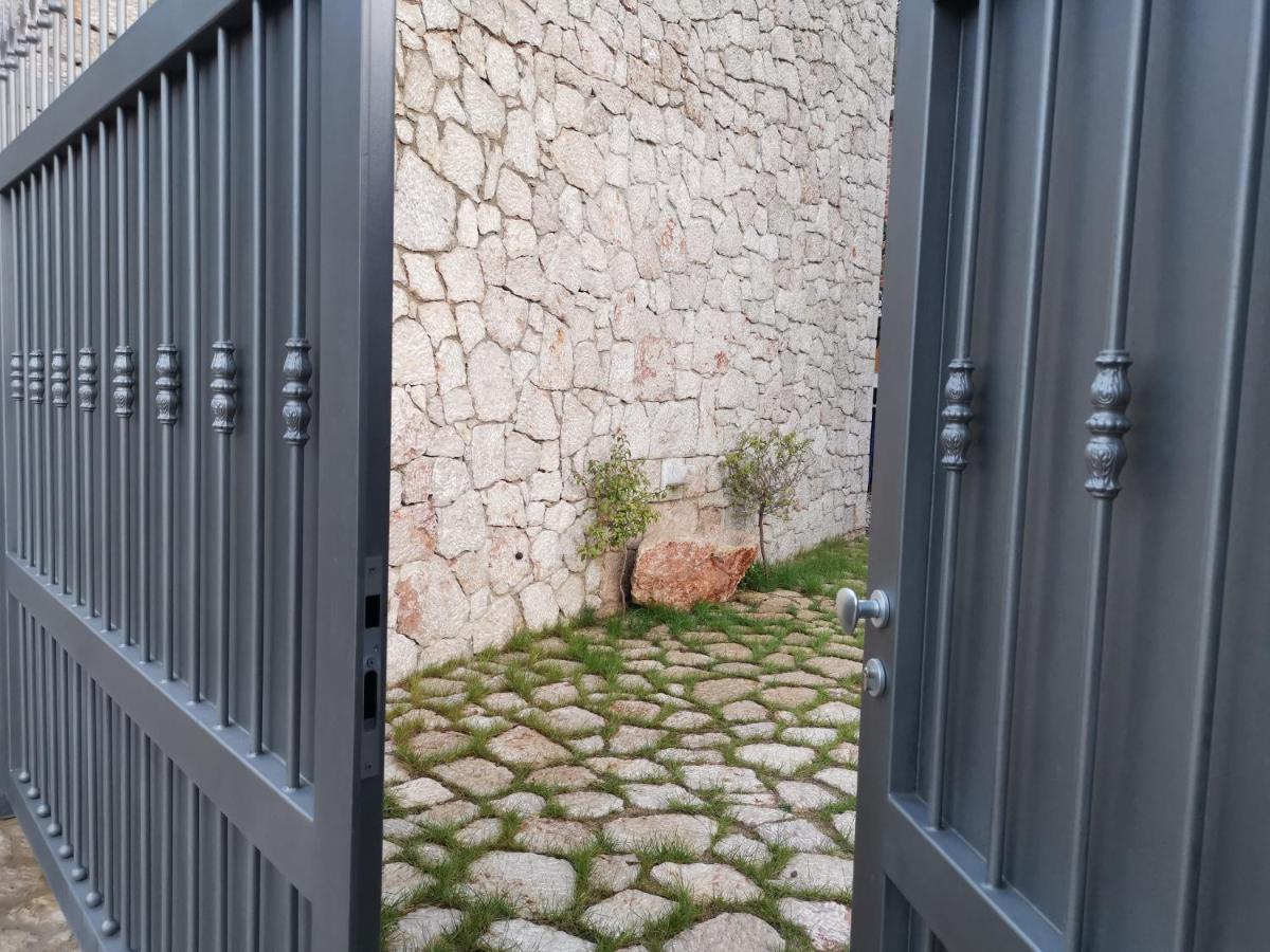 Vila Rira - Rrajce, Shebenik Perrenjas エクステリア 写真